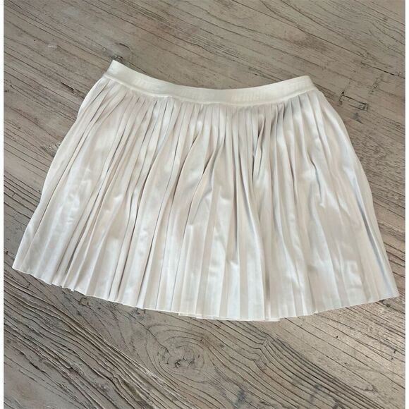 Prince Women's Pleated Tennis Skirt White Size S Casual Short - Picture 11 of 11